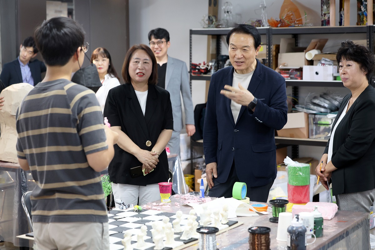 경기 중고교생 10명 중 8명 “현재 학교생활에 만족”5 이미지