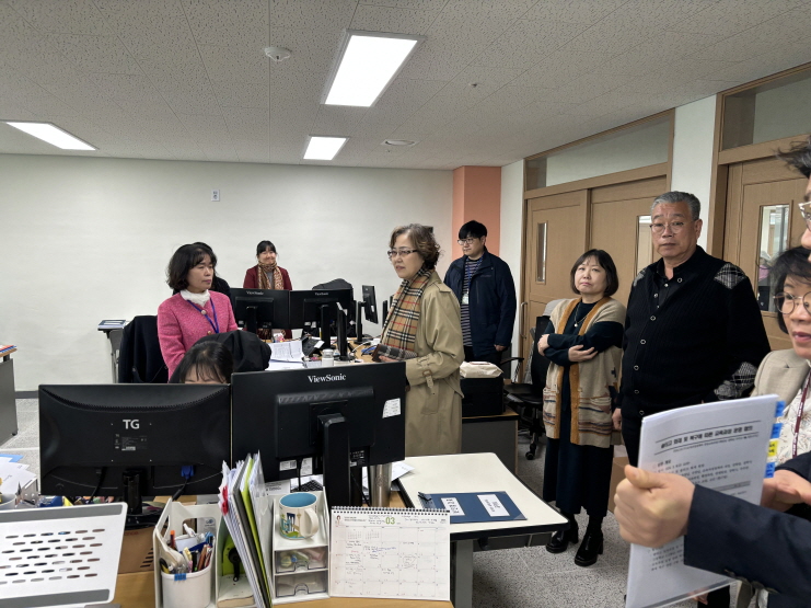 경기도교육청, 김포 솔터고 교육 현장 방문   새 학기 교육과정 안정적 운영 지원2 이미지