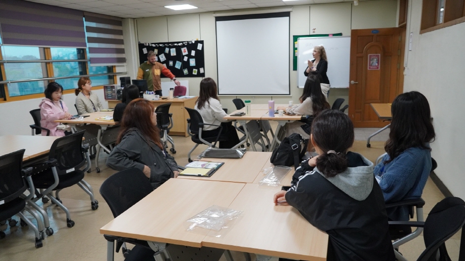 경기도교육청국제교육원,   지역주민 위한 국제 영어 수업 개설5 이미지