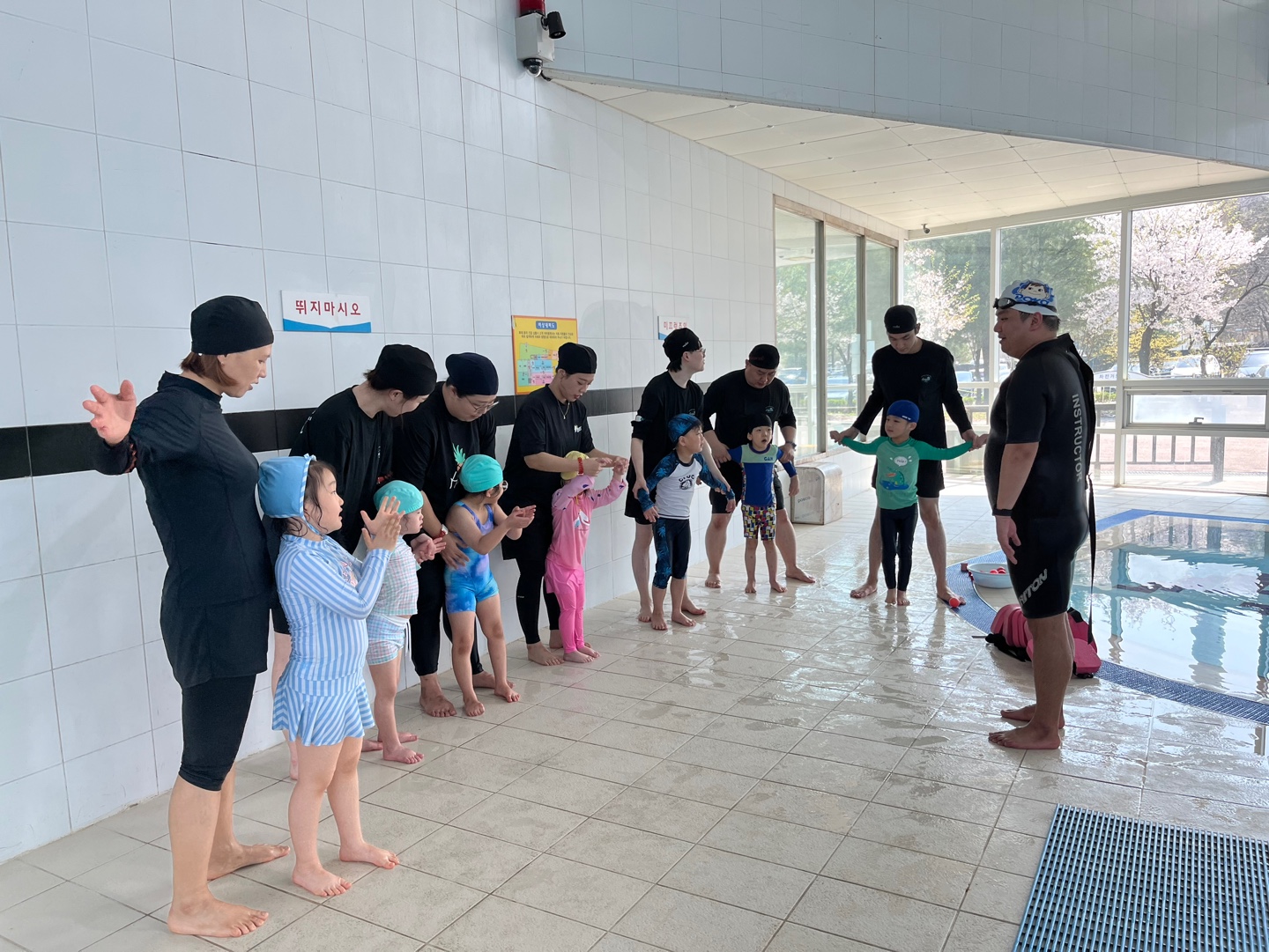 의정부 희망학교, 금요체육 수영 활동 운영2 이미지