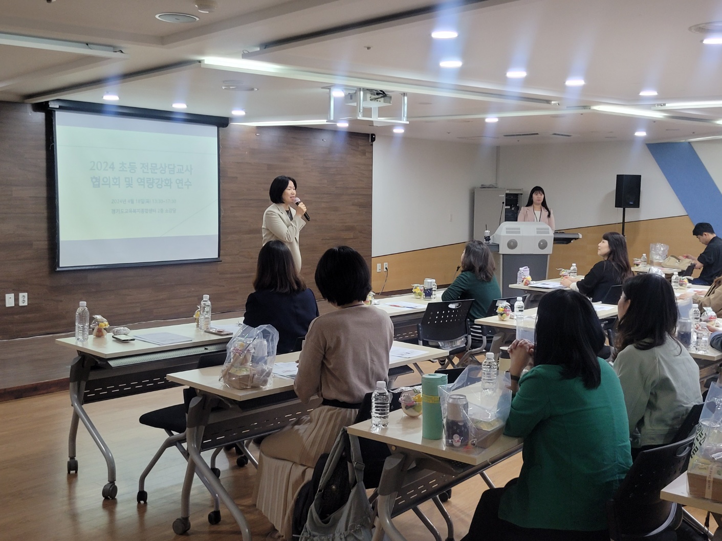 수원교육지원청 위(Wee) 센터,   위기학생 지원 역량 강화를 위한 전문상담교사 대상 연수 실시1 이미지