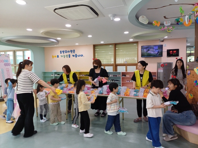 의정부 송양유치원,   어린이날 기념 축제의 날 “학부모회 ’와 함께 운영3 이미지