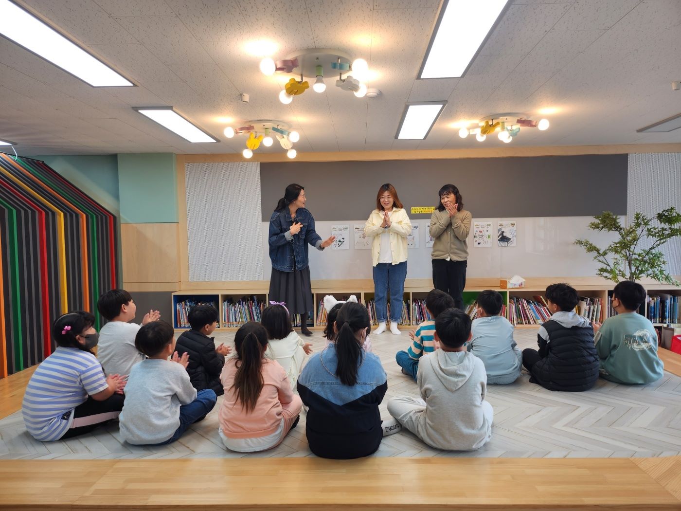 경기포천교육도서관,  학교로 찾아가는 책 읽어주기 재능 나눔 운영1 이미지