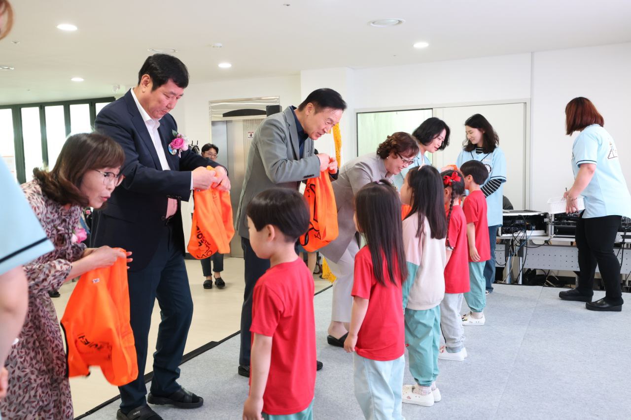 임태희 교육감, “가장 기본적인 교육은 대부분 유아 시절 형성”4 이미지