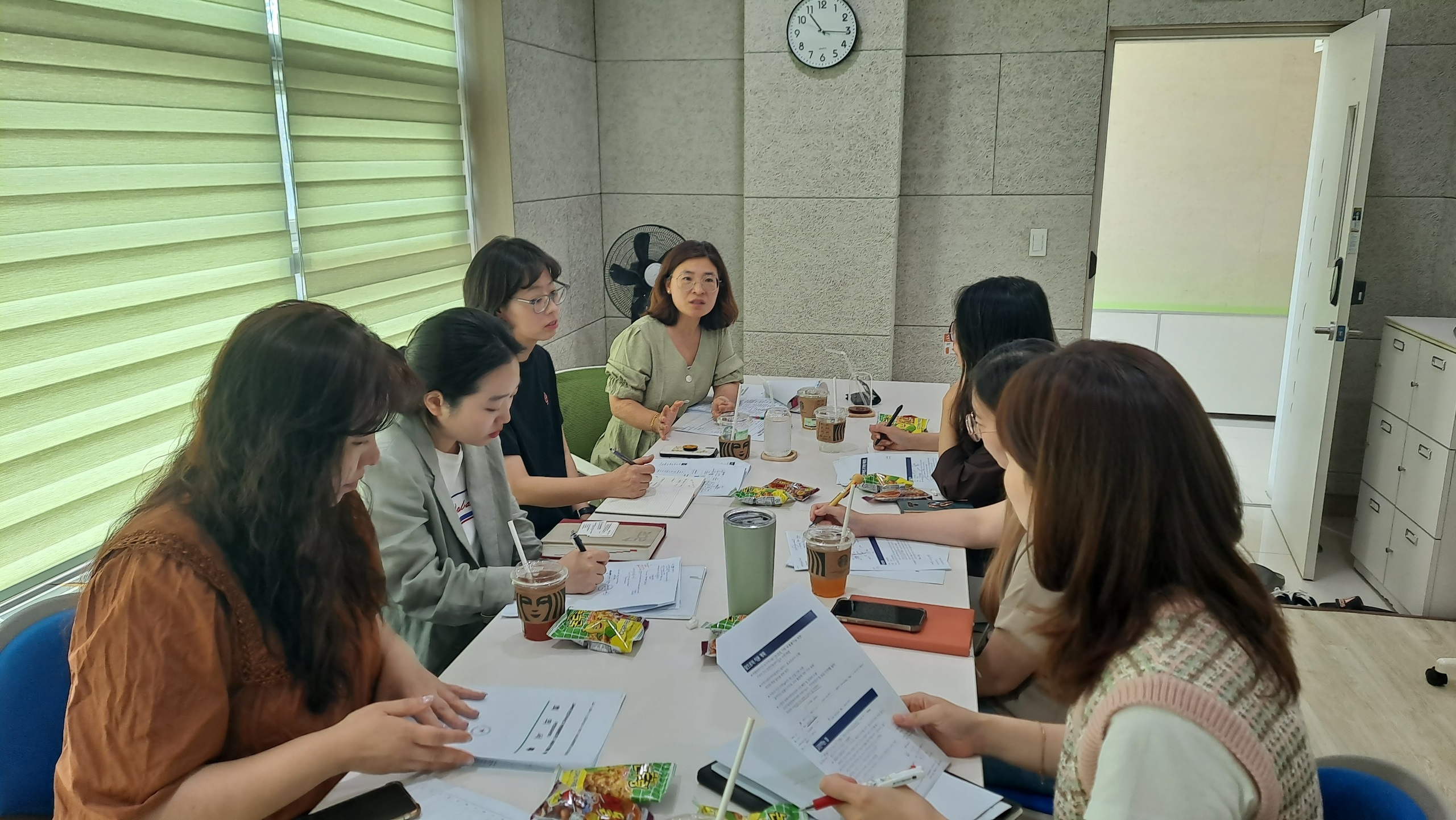 수원교육지원청, 교육복지안전망 단위학교와 유관기관 간 통합사례협의회 개최   「학생맞춤통합지원 촘촘한 업무연계」3 이미지