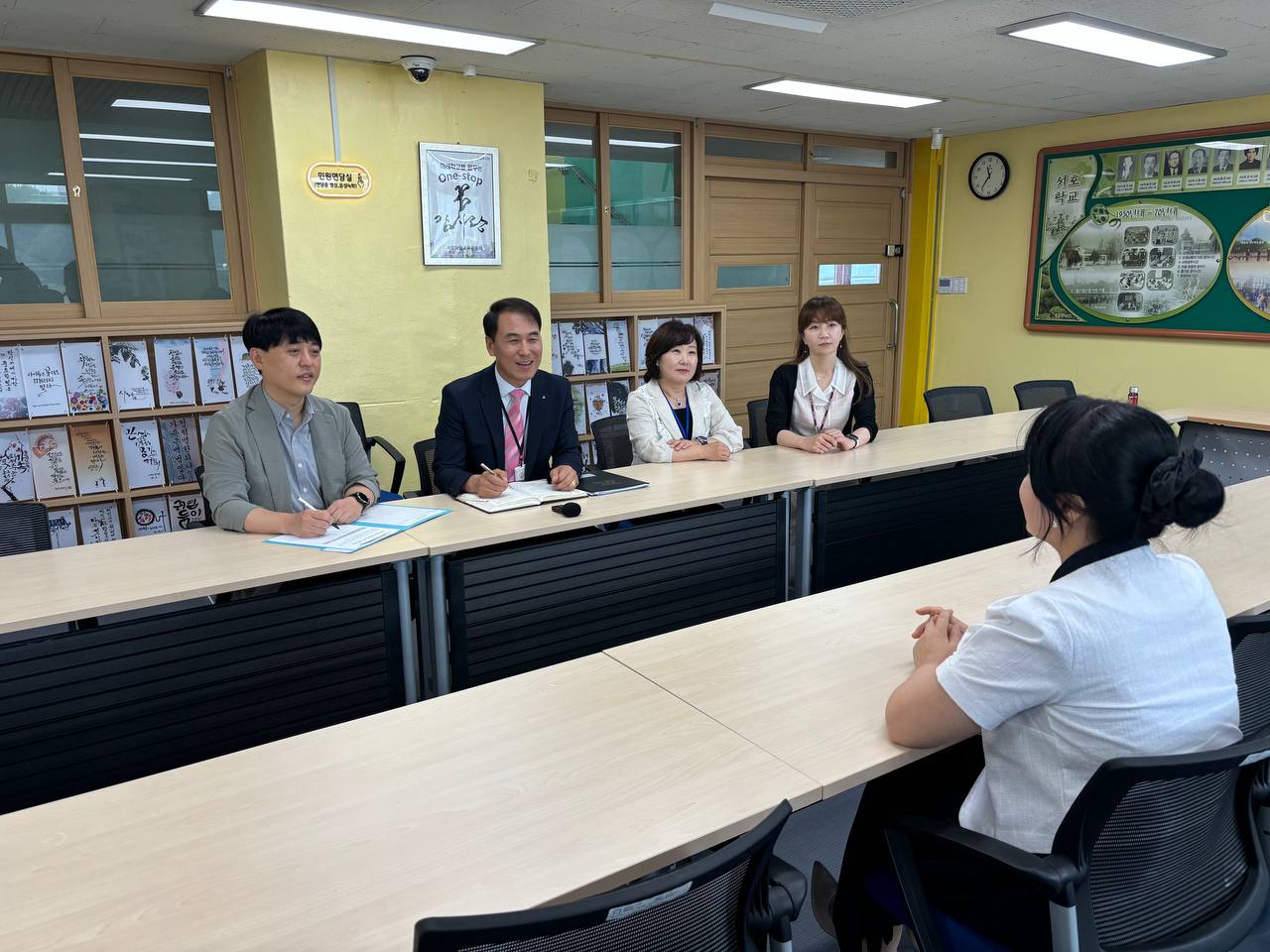 학교 내 민원면담실 안정적 정착, 교사와 학부모 심리적 안전감 높이고 교육활동 보호1 이미지
