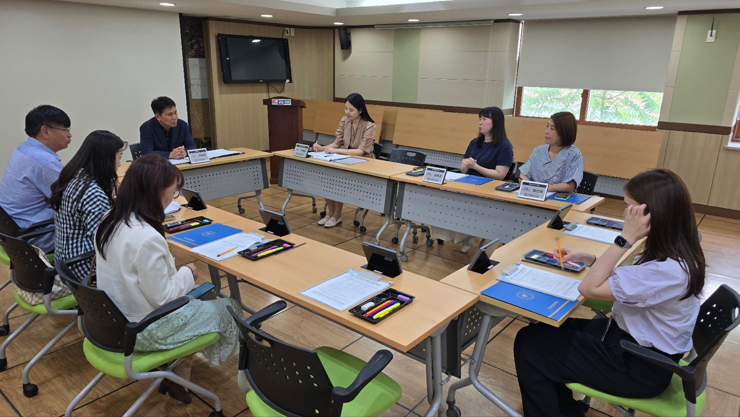 의정부교육지원청, 학부모 모니터링단과 함께 늘봄학교 현장의 목소리에 귀 기울이다!3 이미지
