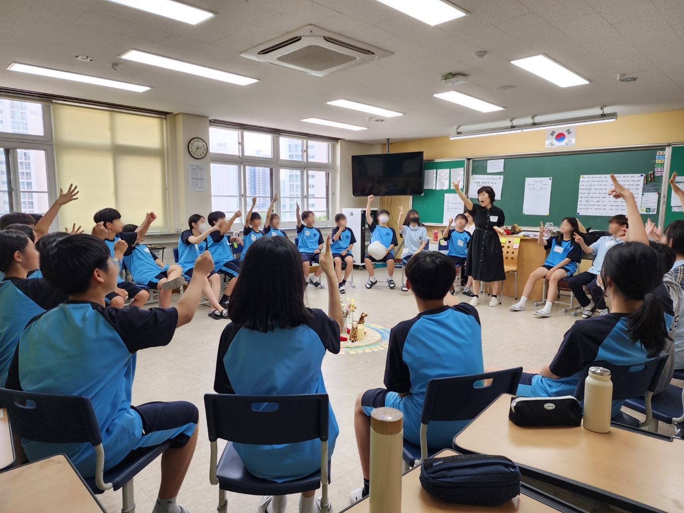 너와 나, 우리의 대화로 시작하는   학교폭력 제로! 안전하고 행복한 태장중학교2 이미지