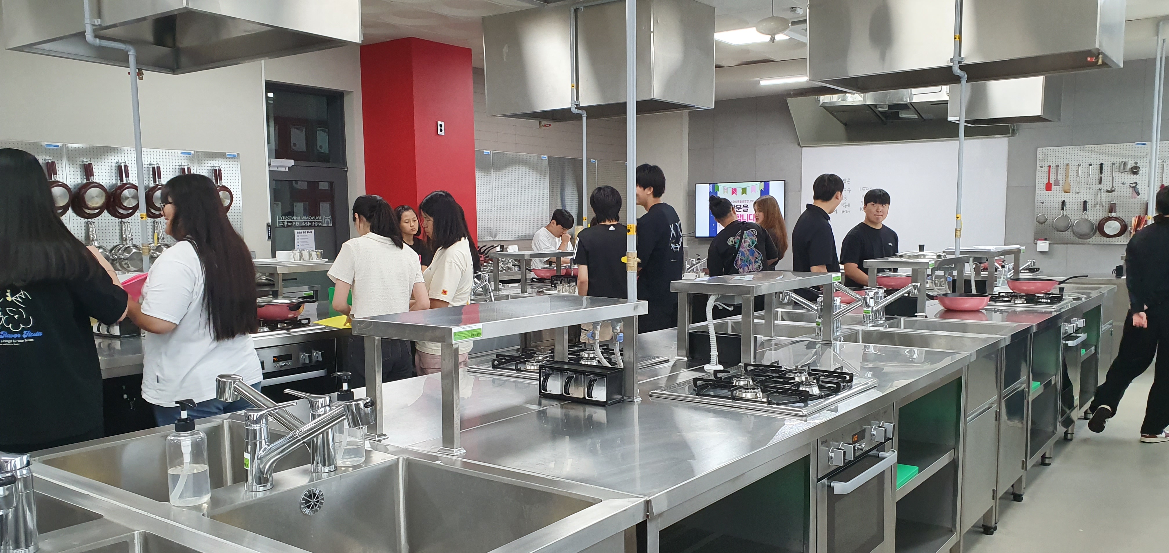 의정부교육지원청, 의정부 진로드림 공유학교에서 양식 조리 전문가 키워2 이미지