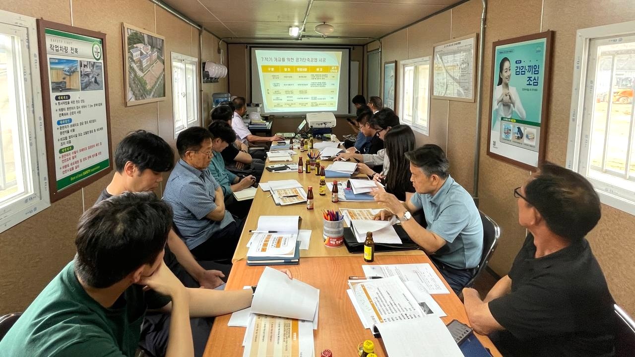“신설학교의 공사 지연 방지를 위해 뭉쳤다!” 경기도교육청, 신설학교 적기개교 위한 협의회 개최3 이미지