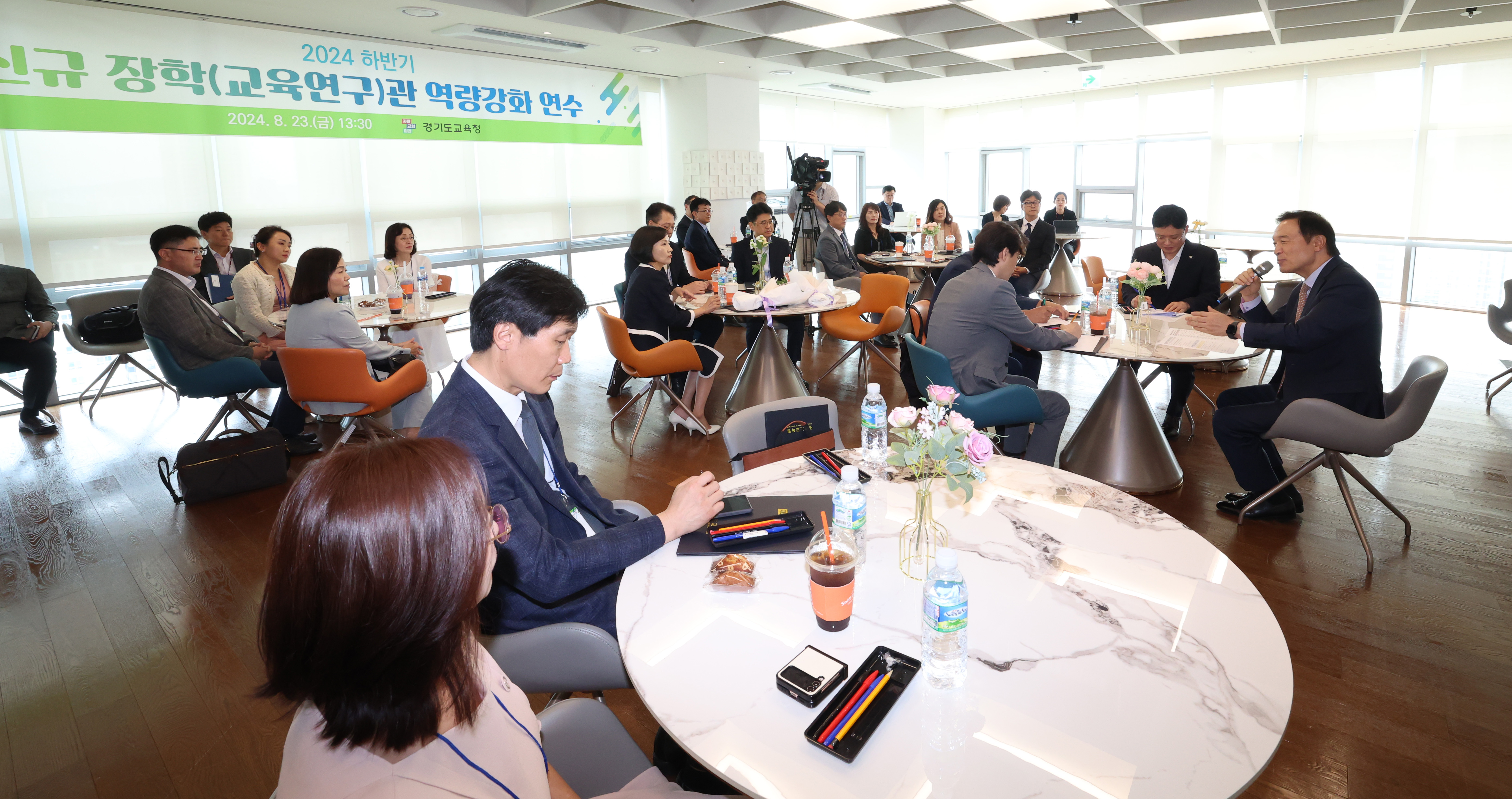 임태희 교육감, “가장 우선은 학교 현장, 그다음에 급한 것도 학교 현장”4 이미지
