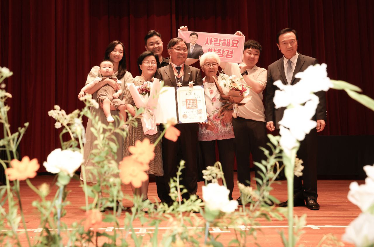 임태희 교육감, “퇴직 교원, 후배에게 교육의 푯대, 이정표이자 교과서”3 이미지