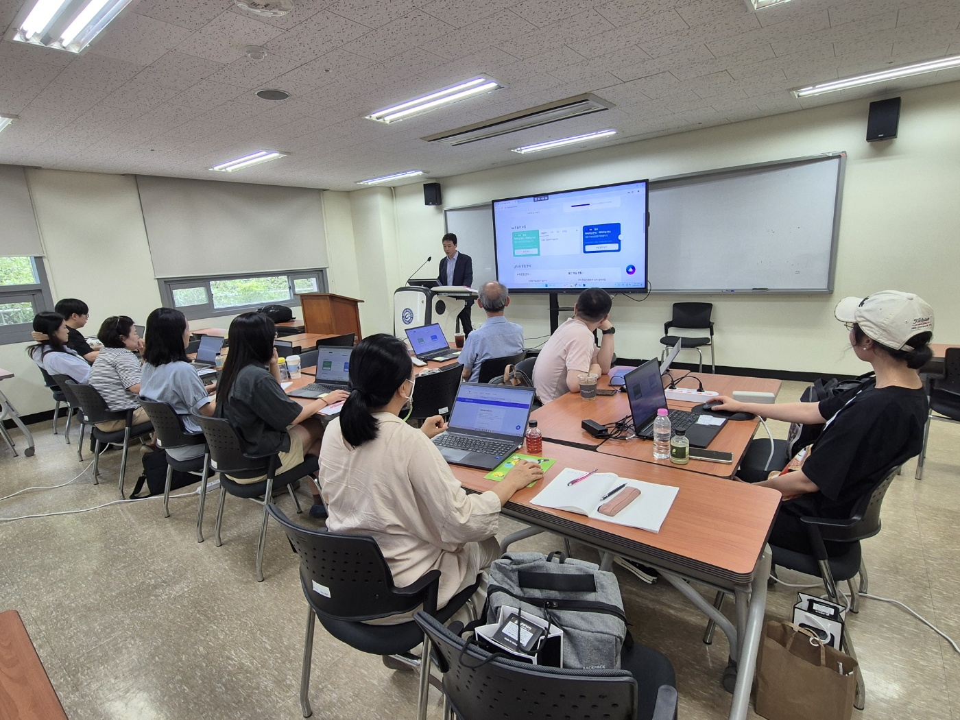 성남교육지원청,  디지털 시대, 학생 맞춤형 교육을 위한 “2024 성남 디지털 기반 교육혁신 역량강화 직무연수”운영2 이미지
