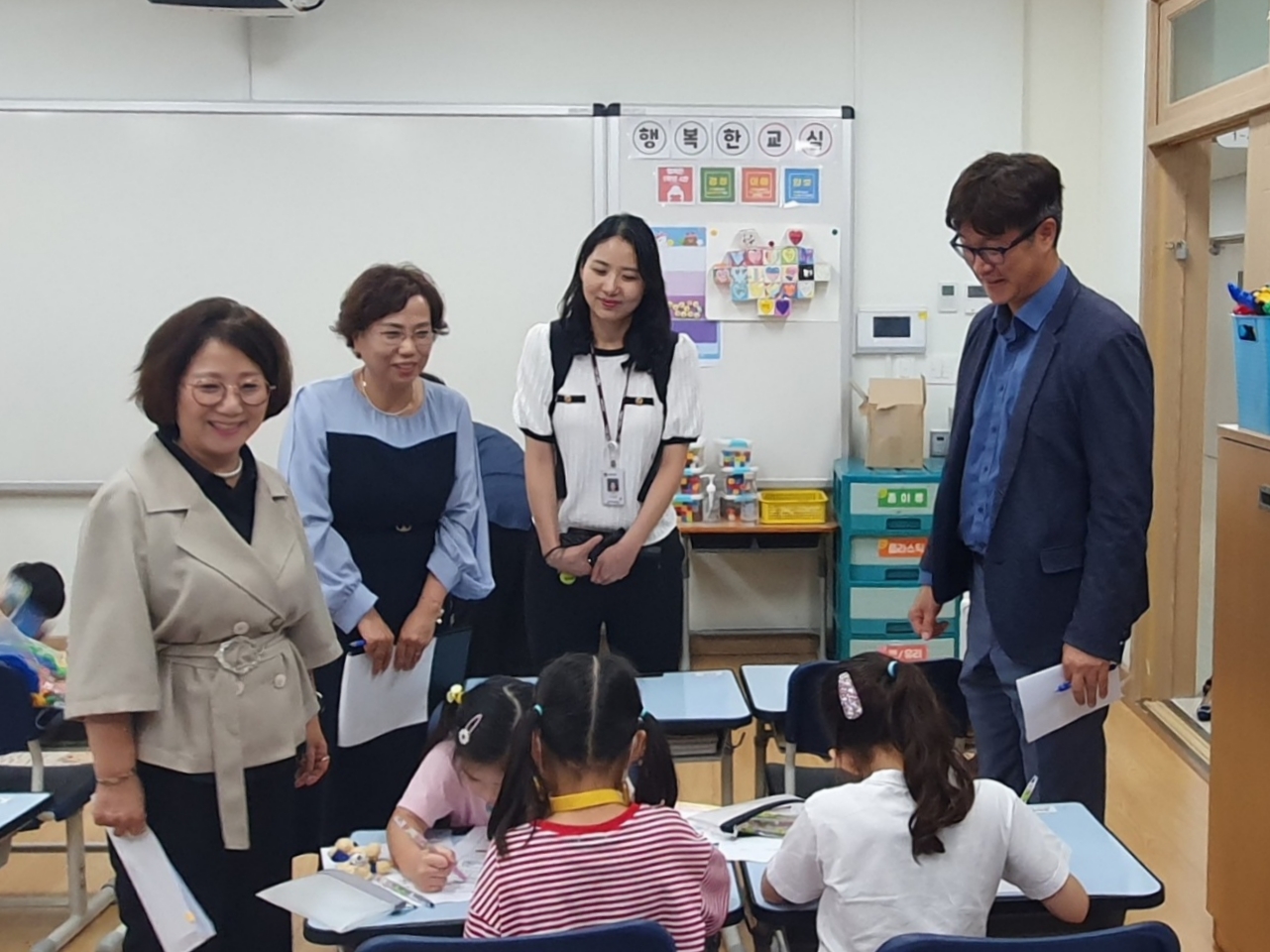 의정부교육지원청, 경기도교육청 지역교육담당관과 늘봄 초1맞춤형프로그램 운영 우수교 현장방문...학부모 만족도 ‘최고’2 이미지