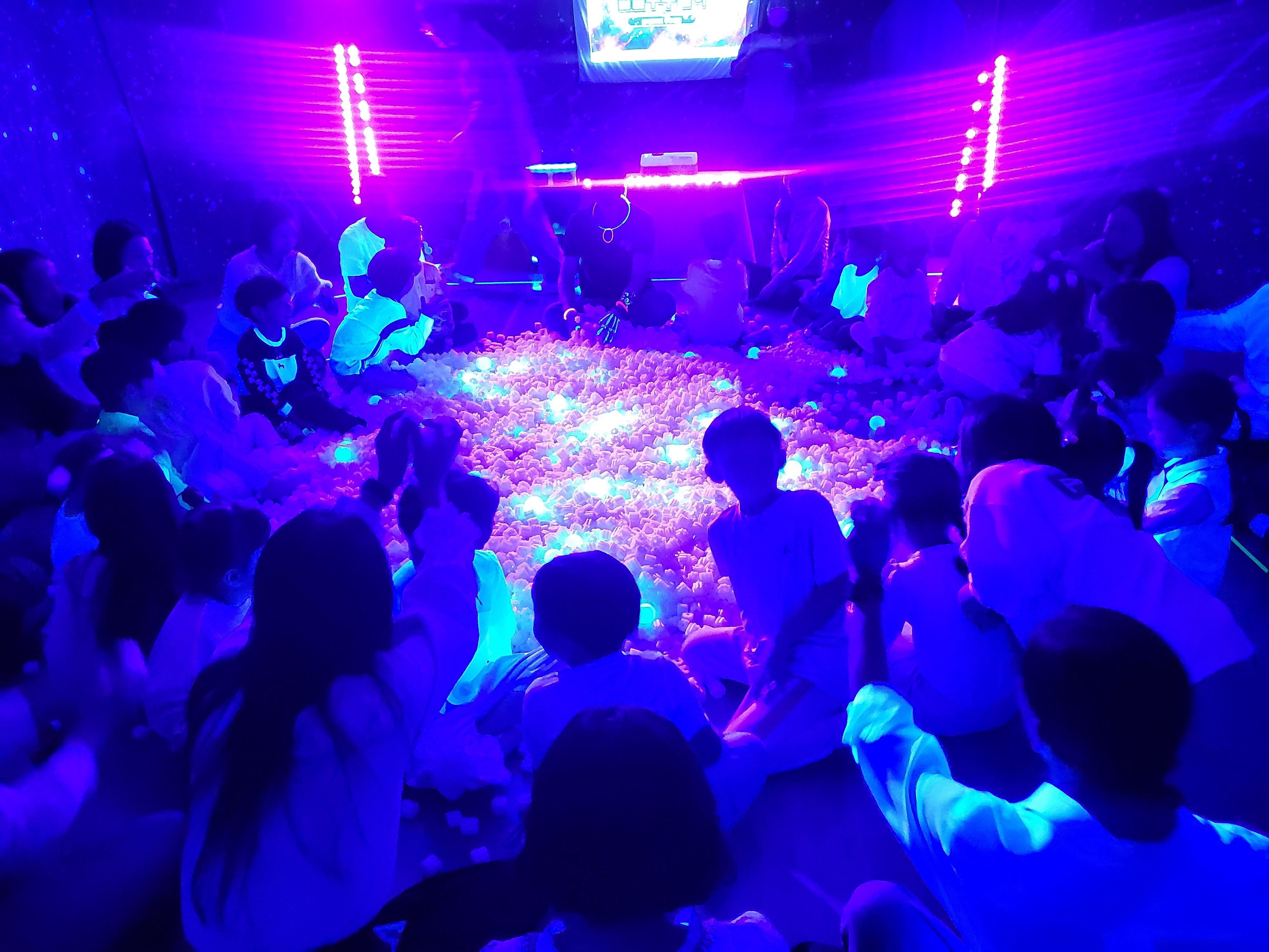 배곧유 ‘호기심 가득한 탐험의 날’ 다(多)함께 놀며 온(溫)마음으로 성장하는 학부모 참여수업 운영3 이미지