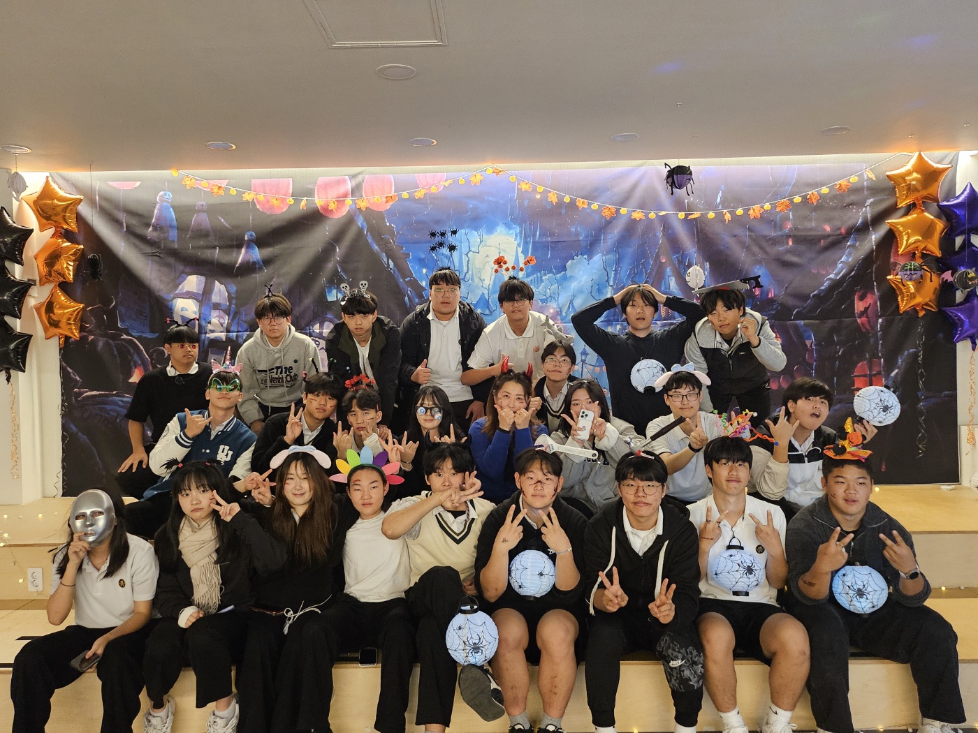 의정부공업고, ‘할로윈 인생네컷’ 행사 개최  학생자치회 주관 흡연예방실천 캠페인 운영1 이미지
