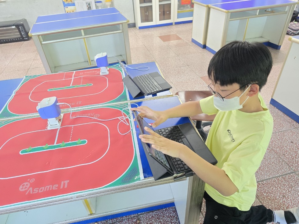 지역기관과 함께 그려가는 AI·디지털 교육(AIDEd), 연천 공유학교 운영4 이미지