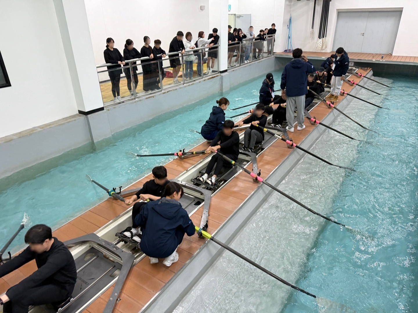 수원교육지원청, 2024학년도 가족과 함께하는 학교스포츠클럽 조정체험 축제 개최3 이미지