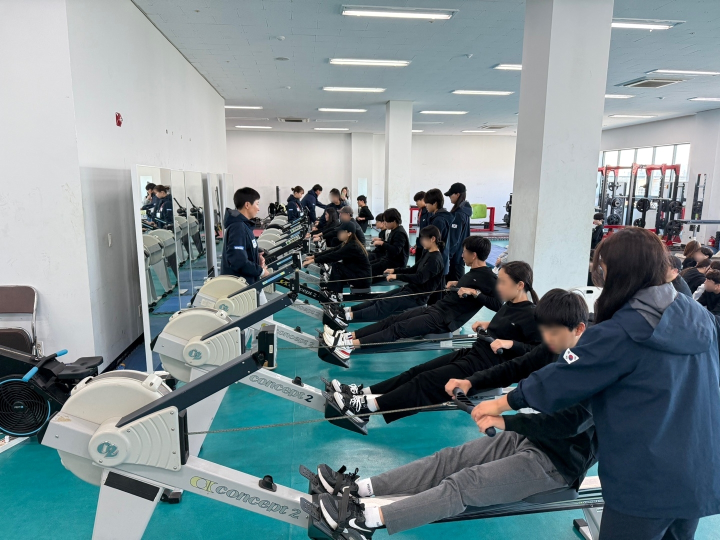 수원교육지원청, 2024학년도 가족과 함께하는 학교스포츠클럽 조정체험 축제 개최2 이미지