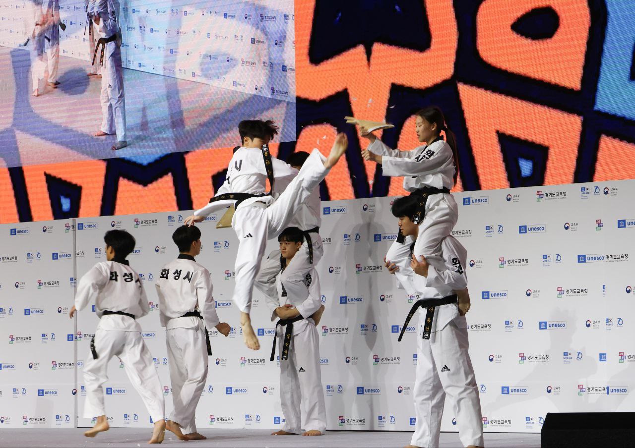 경기공유학교에서 성장한 학생들, ‘한국 교육 위상’ 세계에 알려3 이미지