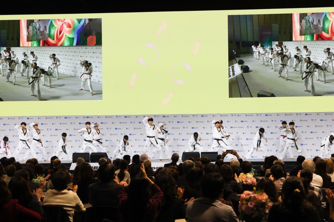 경기공유학교에서 성장한 학생들, ‘한국 교육 위상’ 세계에 알려1 이미지