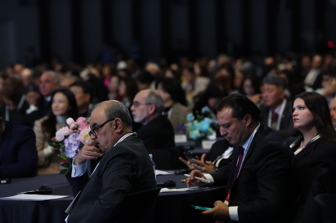 경기미래교육, 세계에 펼쳤다!  ‘2024 유네스코 교육의 미래 국제포럼’ 성료3 이미지