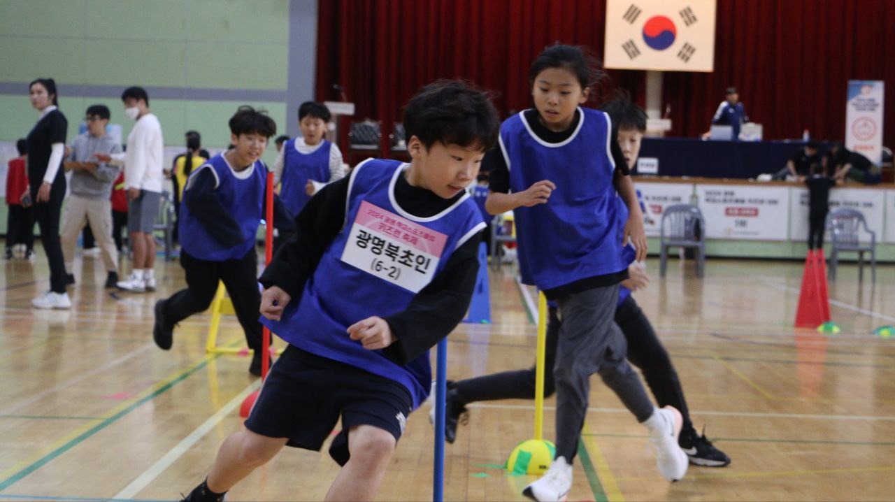 활기찬 학교 시작! 매일 아침 친구와 달리고 체조!  경기 초등! ‘함께 런(Run) 프로젝트’본격 시동3 이미지